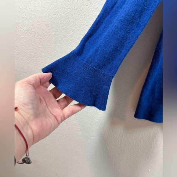 Talbots Sweater Women's Petite Back Button Lambswool Blend Bell Cuffs Sleeve SP - Picture 4 of 9